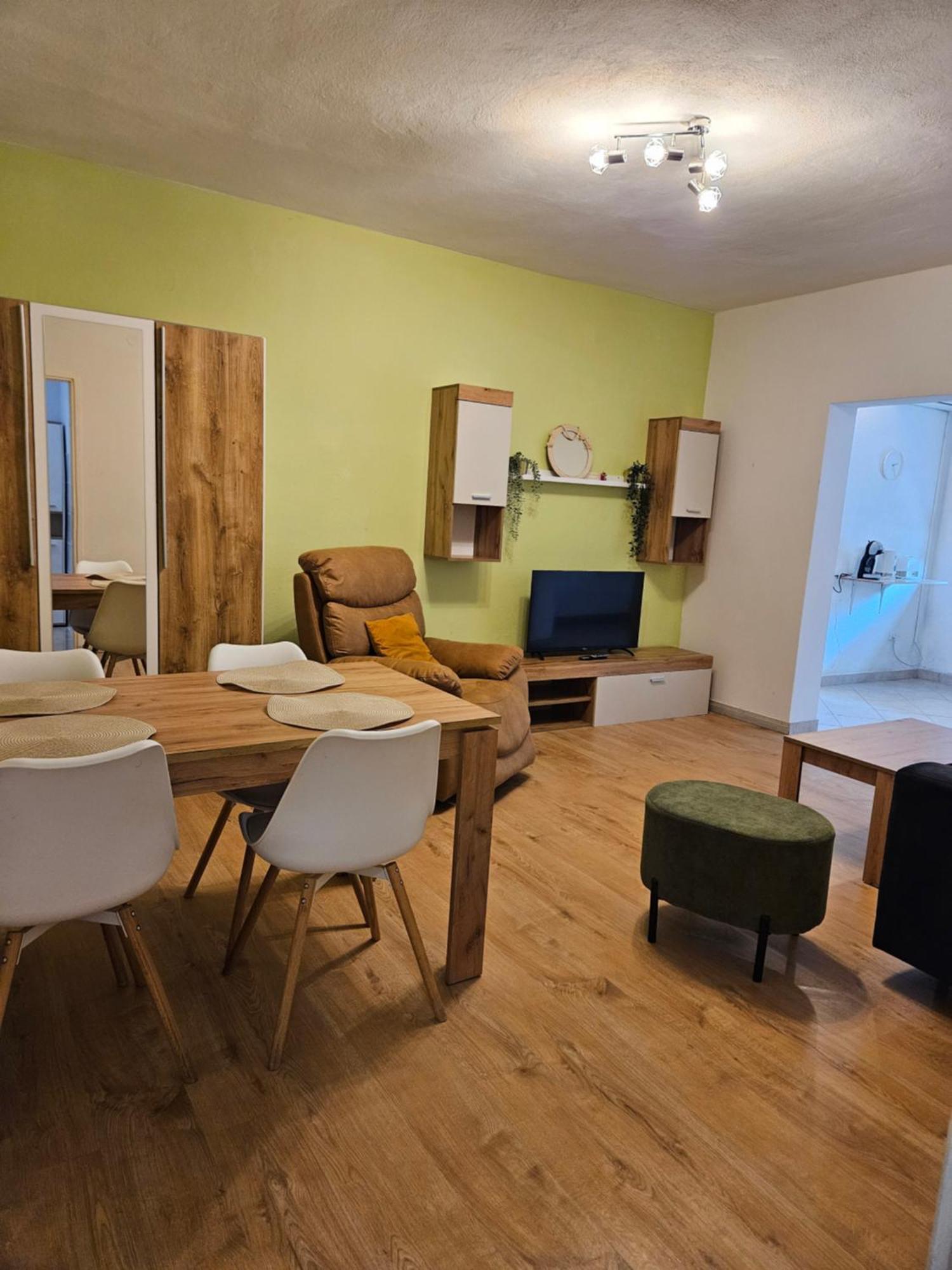Apartmani Ljuba Rogoznica  Esterno foto